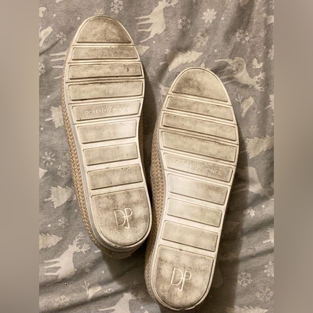 Donald j. Pliner tan espadrilles size 8 soles need some cleaning see photos - Picture 3 of 8